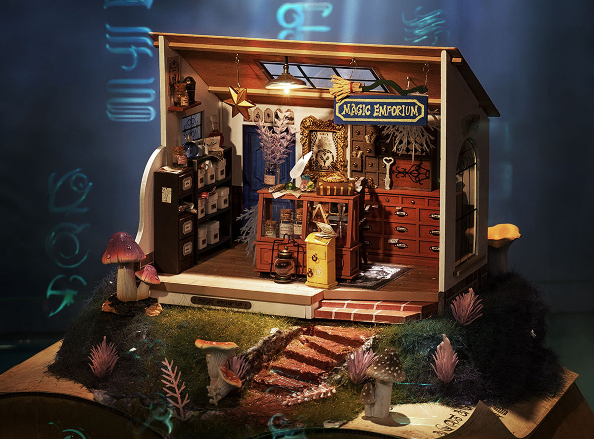 Rolife Kiki's Magic Emporium