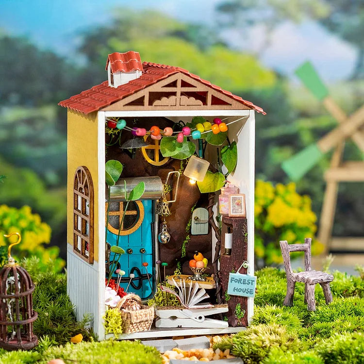 Rolife Borrowed Garden Miniature Dollhouse