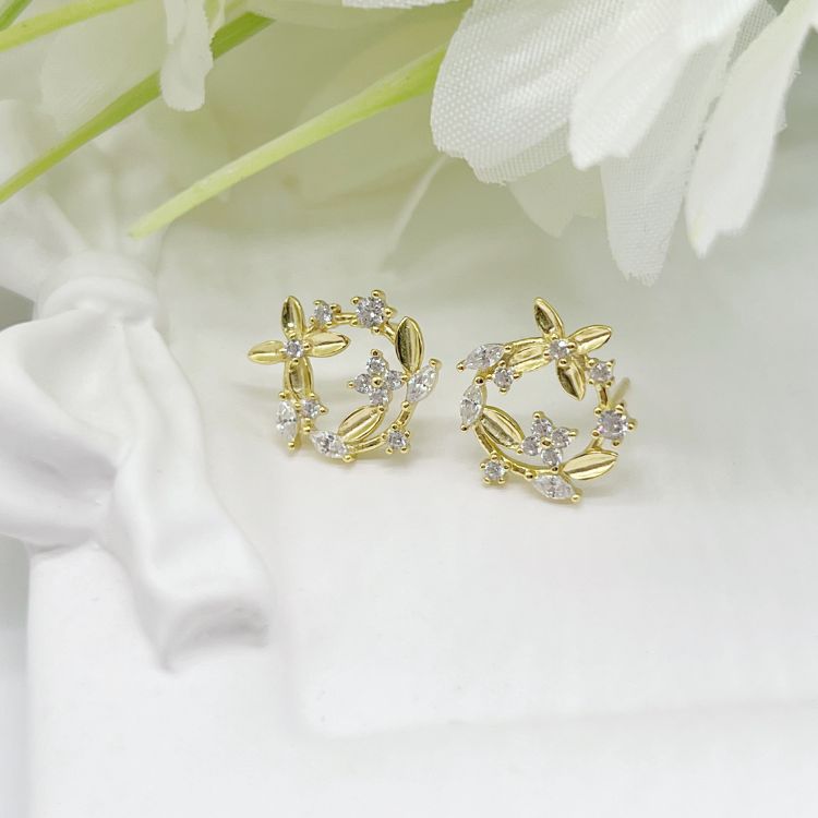 24k Gold Plated Oliver Stud Earrings